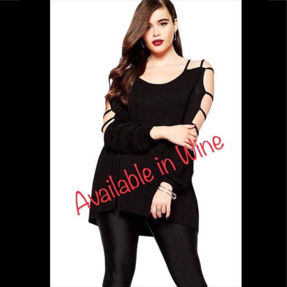 Cut•Out Plus Top - Picture 4 of 8